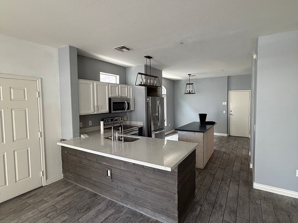 1st image of 2401 E Rio Salado Pkwy Unit 1027