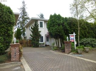 32086 SW Charbonneau Dr, Wilsonville, OR