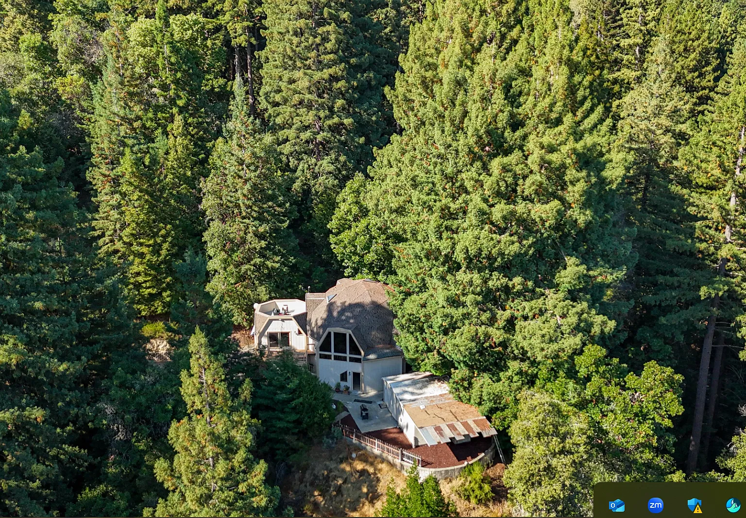 5 bed, 3298 sqft, $7,200 — Photo 4