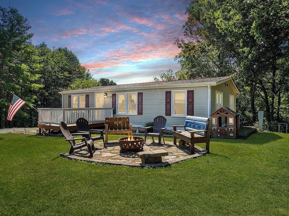 1st image of 219 Courtland Dr