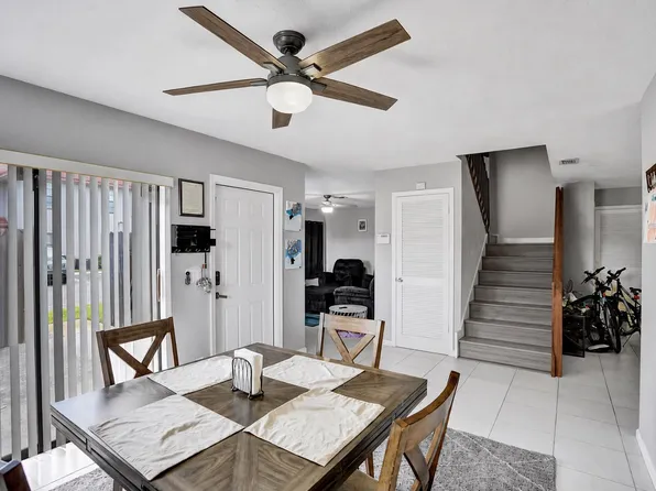 1457 SW 25th Pl APT D, Boynton Beach, FL 33426