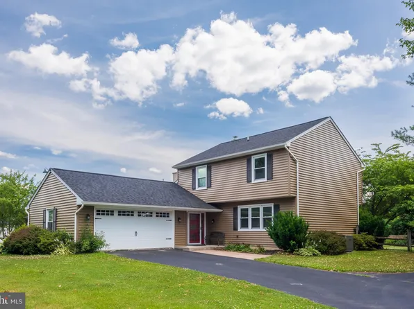 246 Monacy Rd, Coatesville, PA 19320