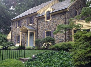 405 Hawthorne Dr, Wilmington, DE 19802