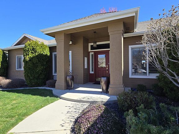 4th image of 2898 N Silverleaf Way