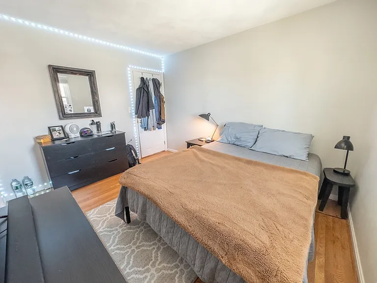 28 Fisk Ave #2 — Photo 9