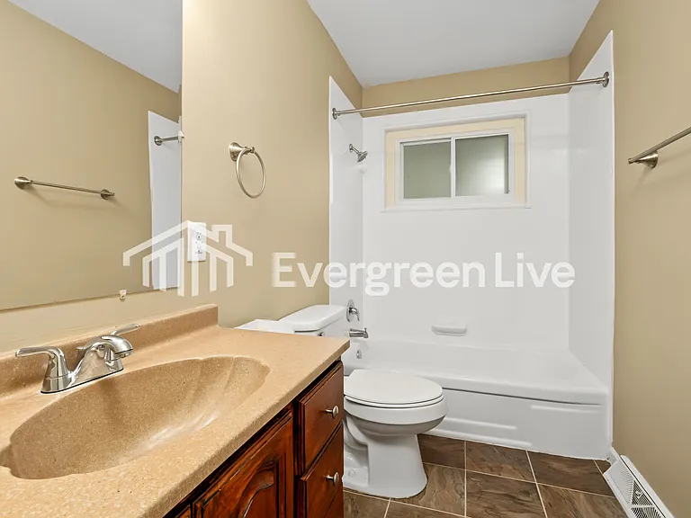 8104 E 90th Ter — Photo 14