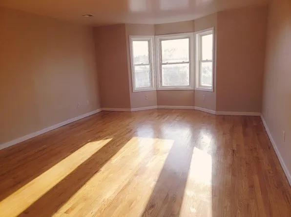 489 S 18th St, Newark, NJ 07103