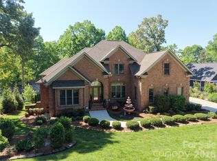 107 Nautilus Ct, Troutman, NC 28166