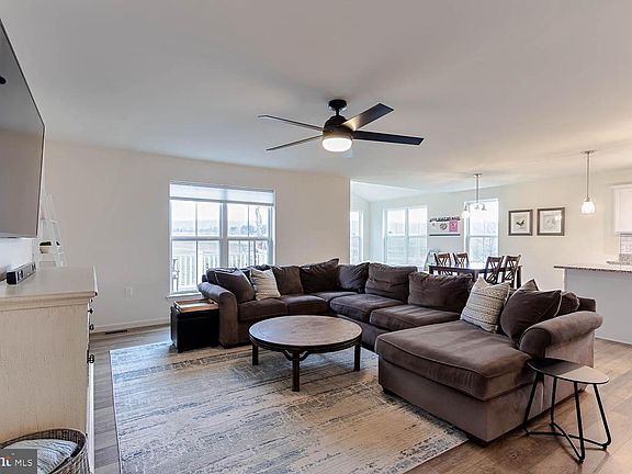 5th image of 204 Whitetail Cir