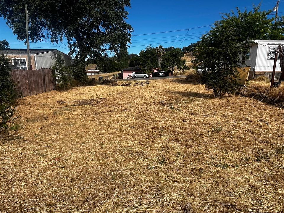 2nd image of 6942 Butte Street