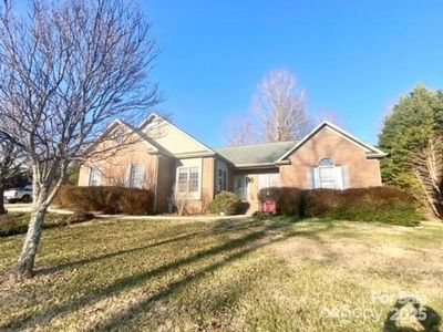 472 Windsor Dr, Taylorsville, NC, 28681