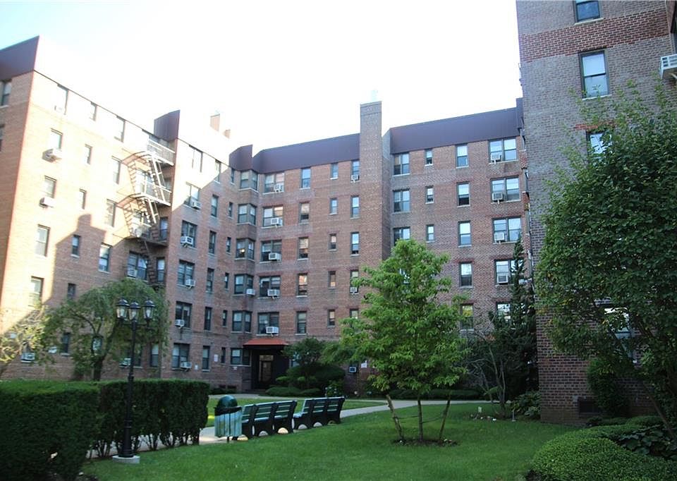 1st image of 2280 Burnett St APT 4B
