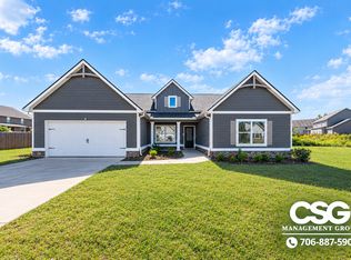20 Pebblebrook Ln, Fort Mitchell, AL 36856
