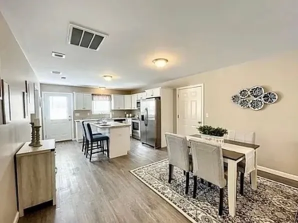 55+ One Bedroom Unit in Salem, 470 Norwich Rd #20, Salem, CT 06420