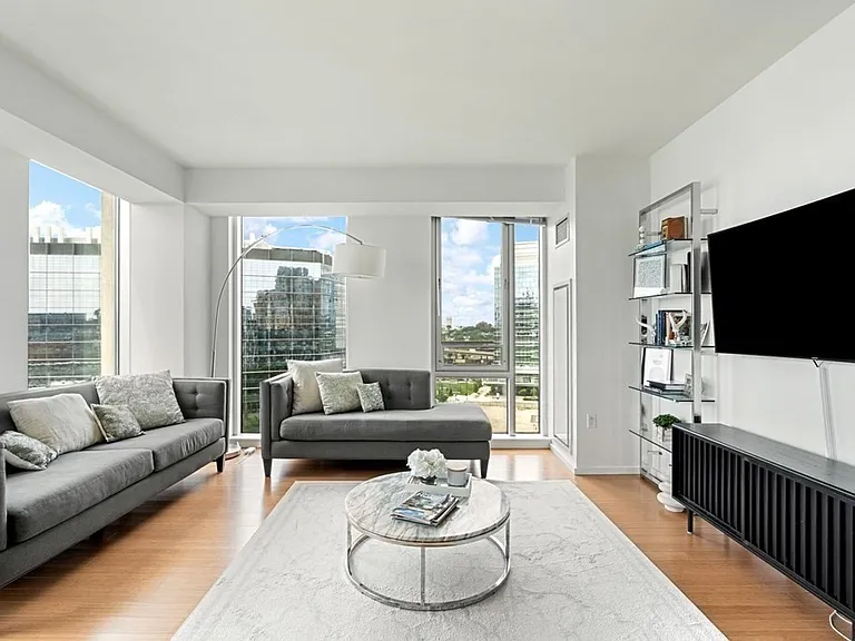 2 Earhart St #1103 — Photo 3