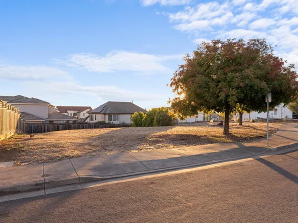 3709 Stanhope Court, Santa Rosa, CA 95404