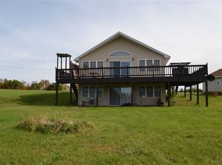 11 Lamos Ln, Fort Edward, NY 12828