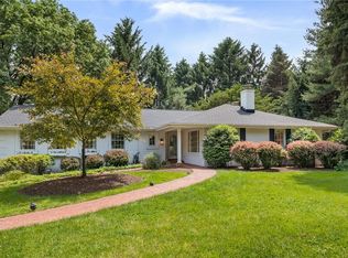 10 Chapel Ridge Rd, Pittsburgh, PA 15238
