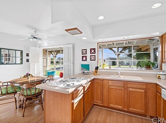 5th image of 14192 Laurinda Way