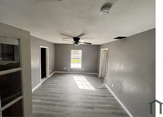 601 Scott Dr — Photo 11