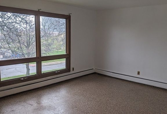 4th image of 1565 Cherboneau Pl APT 60