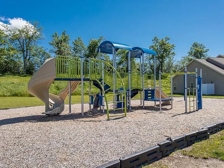 Preserve at Autumn Ridge Apartments — Photo 18