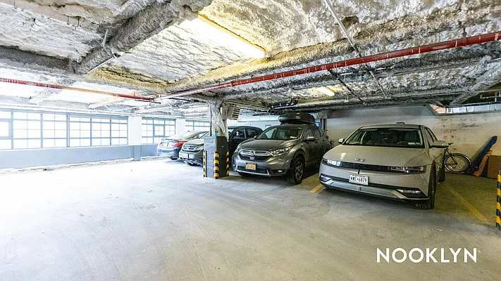 Rented by Nooklyn NYC LLC | media 124