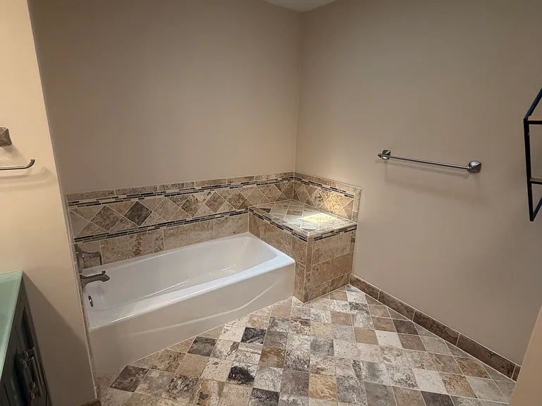 5136 Eagle Run Rd — Photo 11