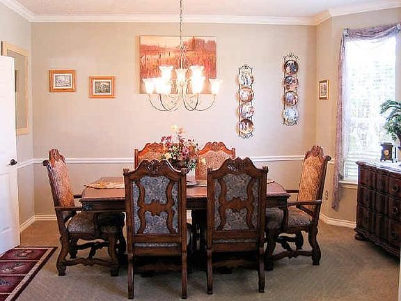 3rd image of 9518 Valley Lake Ln