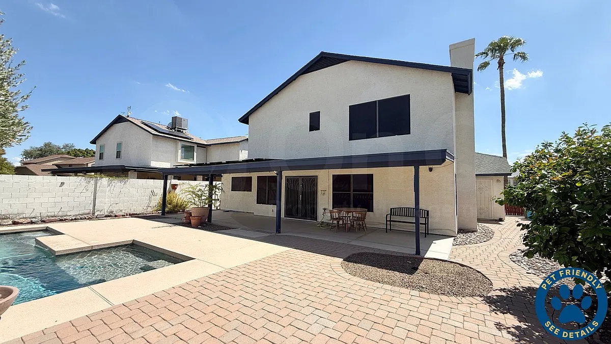 4 bed, 2.5 bath, 2242 sqft, $2,800 — Photo 1