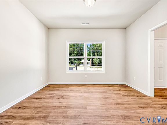 4th image of 8355 Patrick Henry Blvd