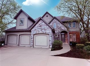 521 Minter Rd, Grain Valley, MO 64029