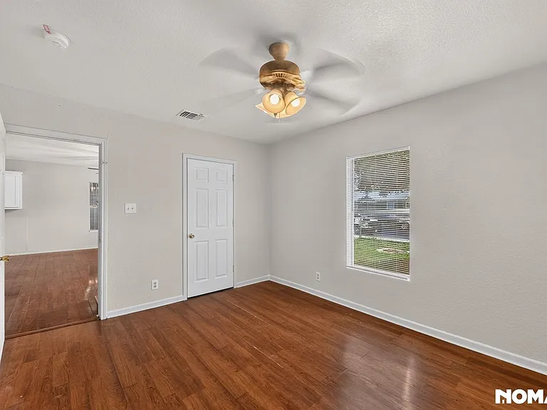 1534 Mardell St — Photo 17