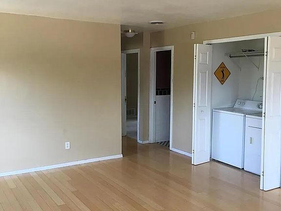 4th image of 3851 Linda Vista Ln