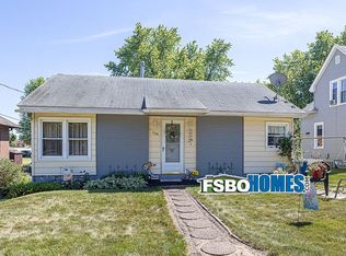 708 11th Ave, Orion, IL
