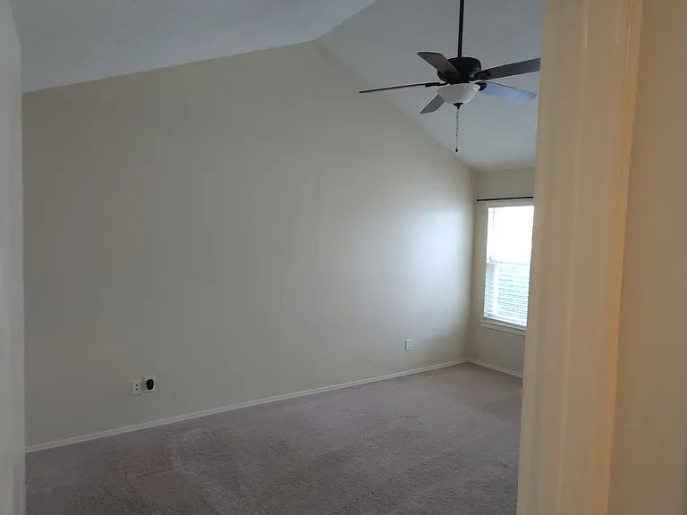 631 Cimarron Trl — Photo 44