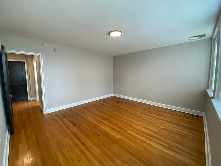 8 S Hanover St #301 — Photo 4