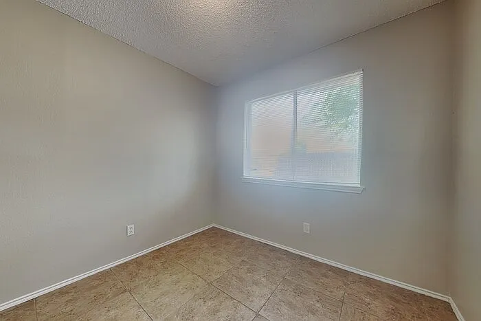 3104 Stonewall Ln — Photo 13