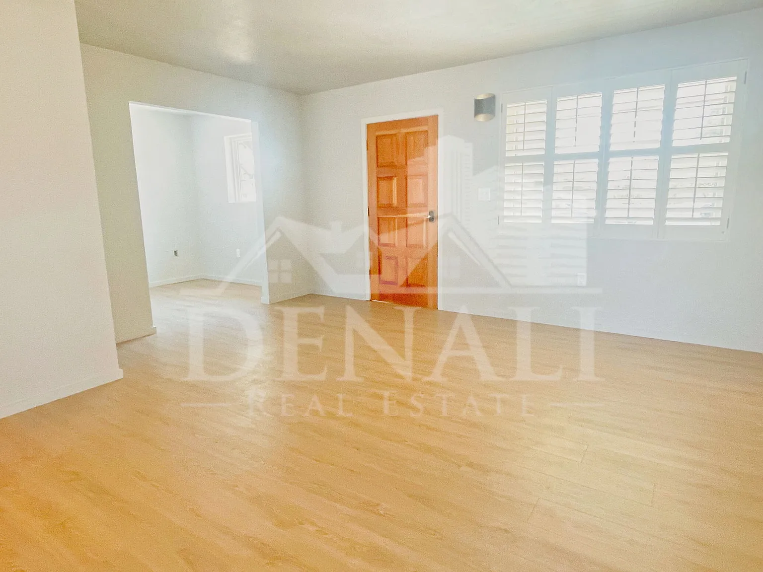 2 bed, 2.0 bath, 988 sqft, $1,995 — Photo 4