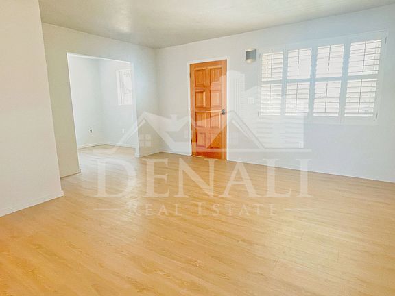 4th image of 2340 E Turney Ave