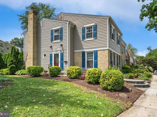 17 Goodport Ln, Gaithersburg, MD 20878