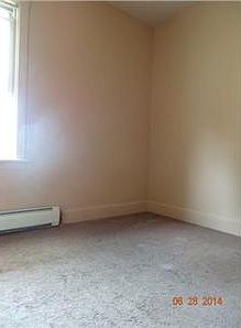 5th image of 10719 S Hoxie Ave