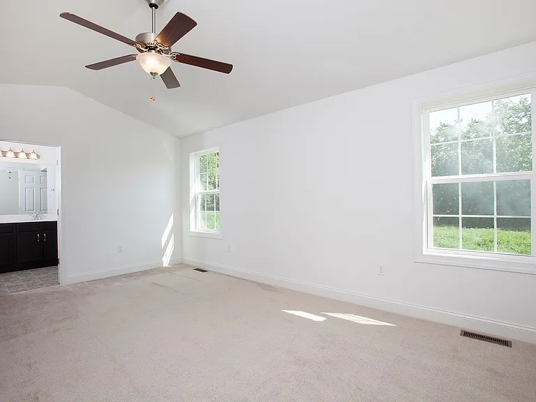 2308 Bartlett Rd #10E — Photo 6