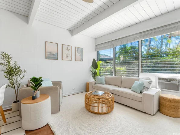 4130 Keanu St APT 4, Honolulu, HI 96816