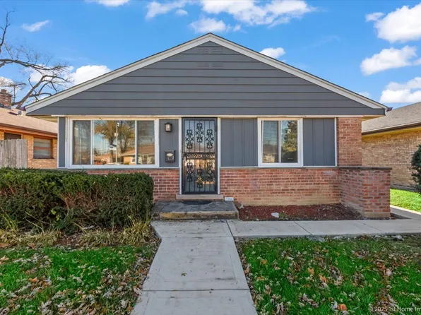 3304 Wilcox Ave, Bellwood, IL 60104