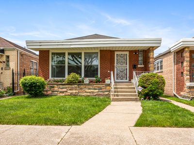 8952 S East End Ave, Chicago, IL, 60617