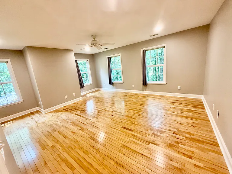 2041 English Ln — Photo 61