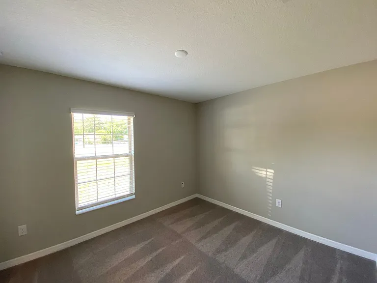 12257 SE 100th Ave — Photo 6