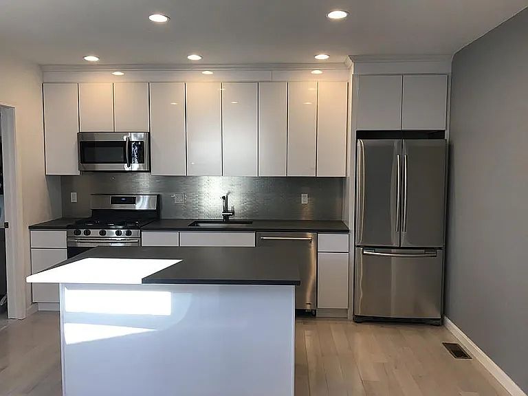 1st image of 369 Linwood Ave