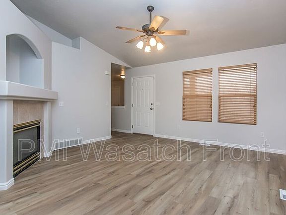 3rd image of 14046 S Rosaleen Ln